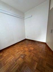 Hillington Green (D23), Condominium #588772091